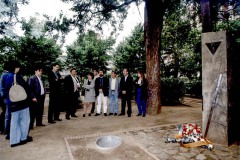 Ofrena a les víctimes del nazisme. 1997