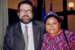 Rigoberta Menchú. 2001